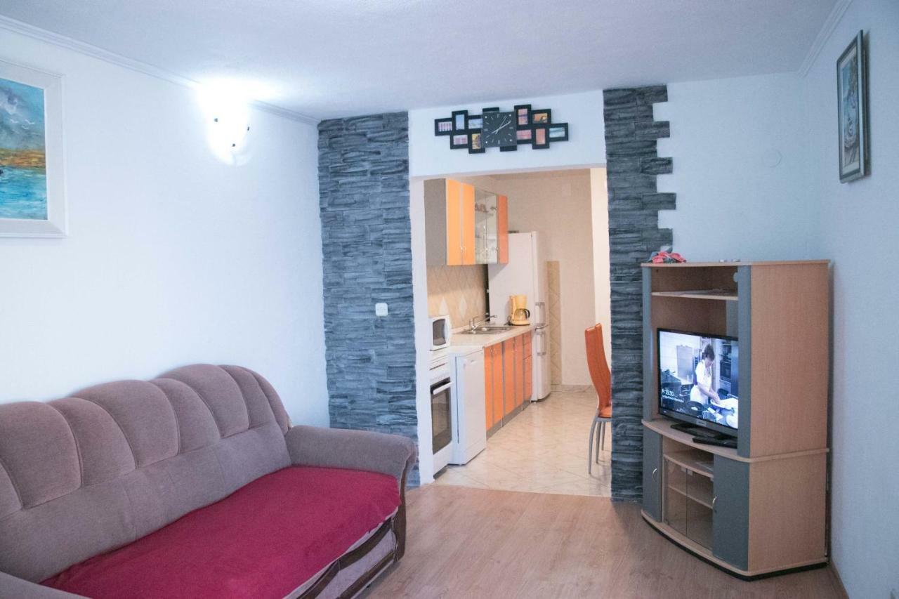 Apartment Lorena Sevid Exterior foto