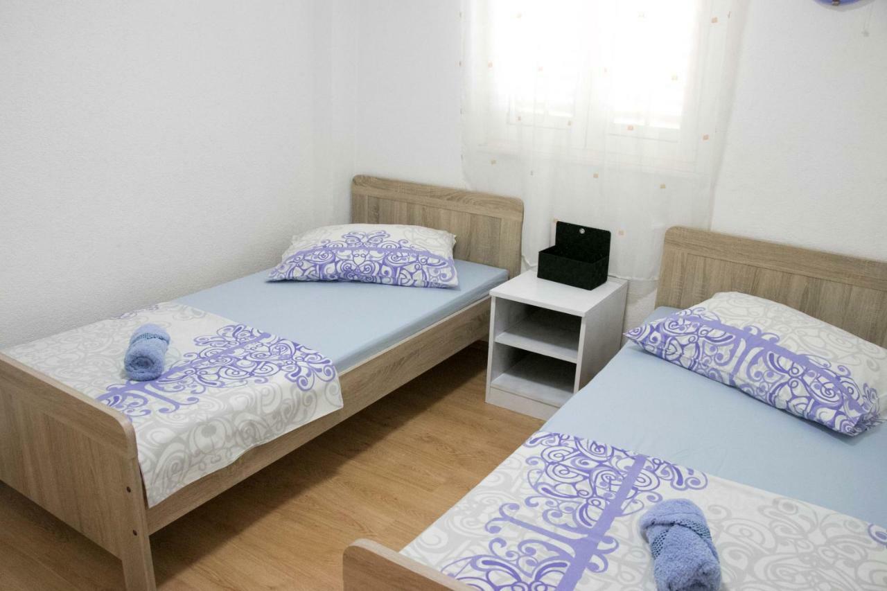 Apartment Lorena Sevid Exterior foto